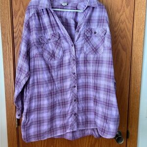 Duluth Trading Co Lavender Plaid Button-Up Shirt